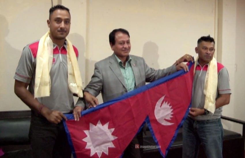हङकङविरुद्ध भिड्ने नेपाली राष्ट्रिय क्रिकेट टोलीको बिदाइ 1 हङकङविरुद्ध भिड्ने नेपाली राष्ट्रिय क्रिकेट टोलीको बिदाइ