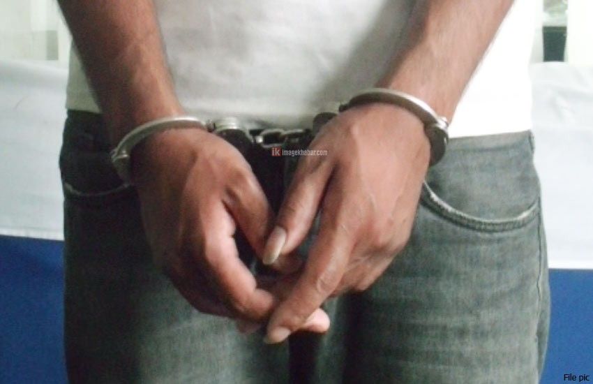 बलात्कार आरोपमा पक्राउ 1 बलात्कार आरोपमा पक्राउ