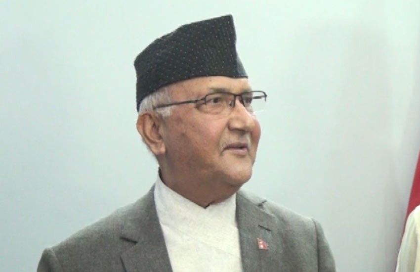 झाडापखालाले कमजोर बनेका केपी ओली स्वास्थ्य जाँचका लागि थाइल्यान्ड जाने 1 झाडापखालाले कमजोर बनेका केपी ओली स्वास्थ्य जाँचका लागि थाइल्यान्ड जाने