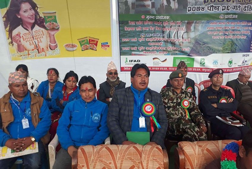 सल्यान उद्योग बाणिज्य संघको समिक्षा बैठकमा महोत्सवको प्रशंसा 1 सल्यान उद्योग बाणिज्य संघको समिक्षा बैठकमा महोत्सवको प्रशंसा