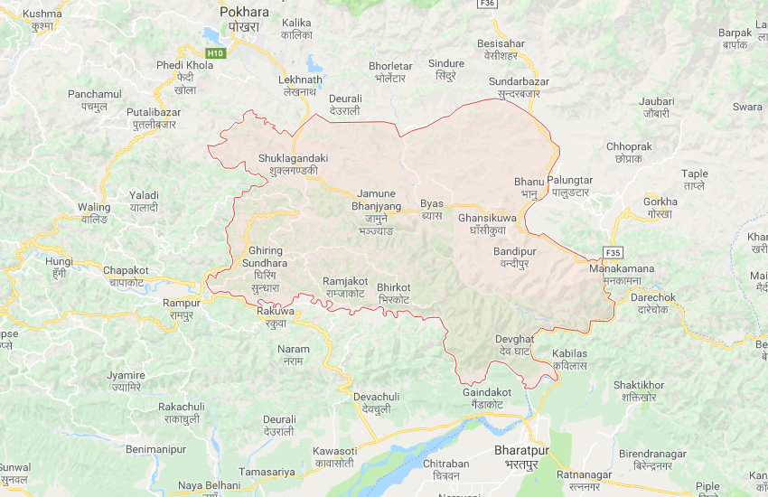 बस दुर्घटनामा एकजनाको मृत्यु, अर्का एकजना घाइते 1 बस दुर्घटनामा एकजनाको मृत्यु, अर्का एकजना घाइते
