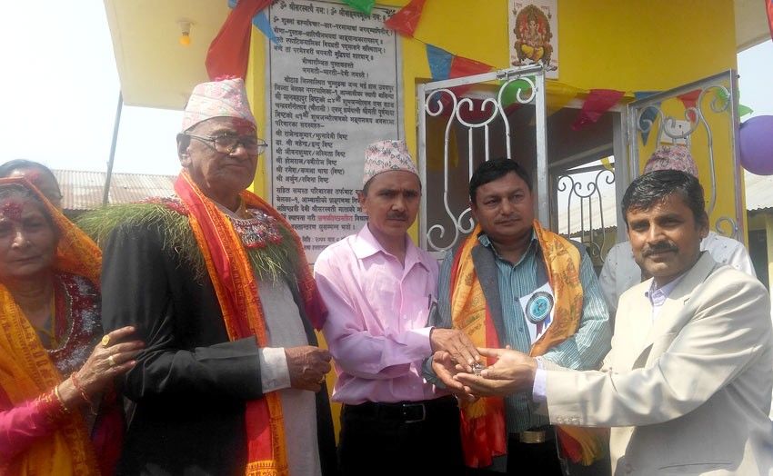 विष्ट परिवारद्वारा विद्यालयलाई मन्दिर हस्तान्तरण 1 विष्ट परिवारद्वारा विद्यालयलाई मन्दिर हस्तान्तरण