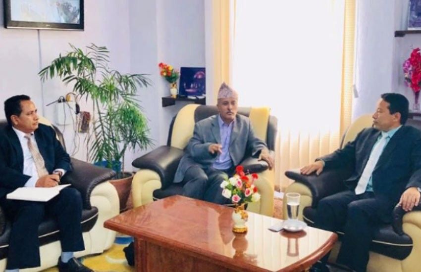 नेपाल–चीनबीच विद्युत विकासका विषयमा राजदूतसँग छलफल 1 नेपाल–चीनबीच विद्युत विकासका विषयमा राजदूतसँग छलफल