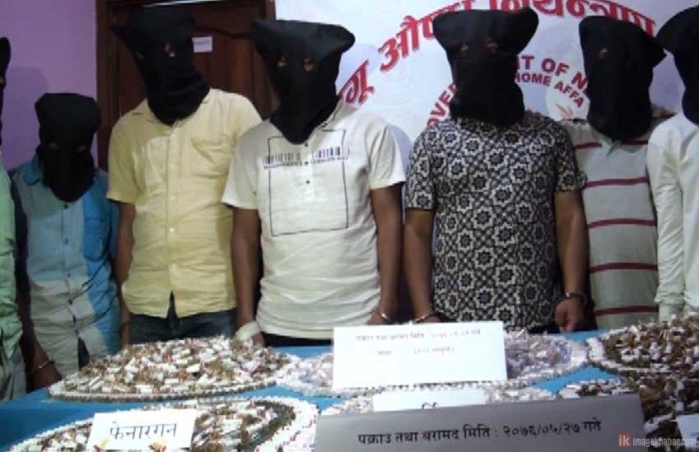लागुऔषधसहित चार नेपाली र तीन भारतीय समातिए 1 लागुऔषधसहित चार नेपाली र तीन भारतीय समातिए