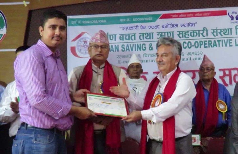 ईमेजकर्मी पौडेल सम्मानित 1 ईमेजकर्मी पौडेल सम्मानित