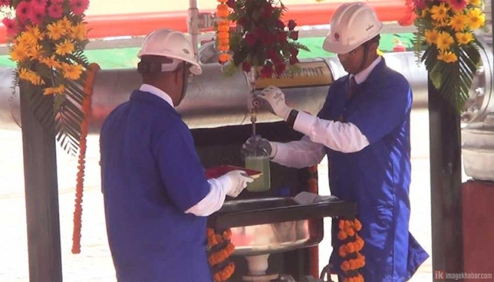औपचारिकरुपमा पाइपलाइनबाट पेट्रोलियम पदार्थ आयात सुरु 1 औपचारिकरुपमा पाइपलाइनबाट पेट्रोलियम पदार्थ आयात सुरु