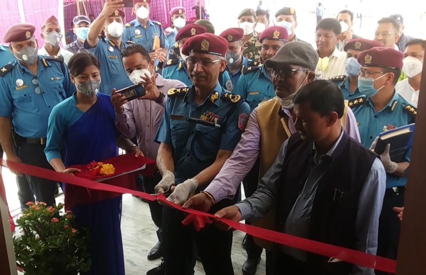 ‘प्रहरीले नैतिक रुपमा संवेदनशील भई उत्कृष्ट काम गर्नुपर्छ’ 1 ‘प्रहरीले नैतिक रुपमा संवेदनशील भई उत्कृष्ट काम गर्नुपर्छ’