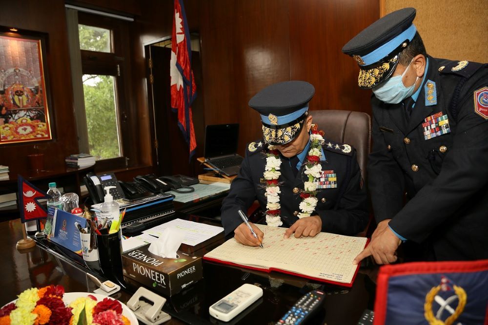 महानिरीक्षक थापाका आगामी २२ महिना : असंख्य चुनौती 1 Nepal police IGP Shailesh Thapa