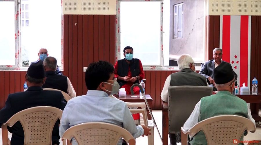 संस्थापन पक्ष महाधिवेशन सार्ने चलखेलमा लागेको कांग्रेस असन्तुष्ट जिल्ला सभापतिहरुको आरोप 1 संस्थापन पक्ष महाधिवेशन सार्ने चलखेलमा लागेको कांग्रेस असन्तुष्ट जिल्ला सभापतिहरुको आरोप
