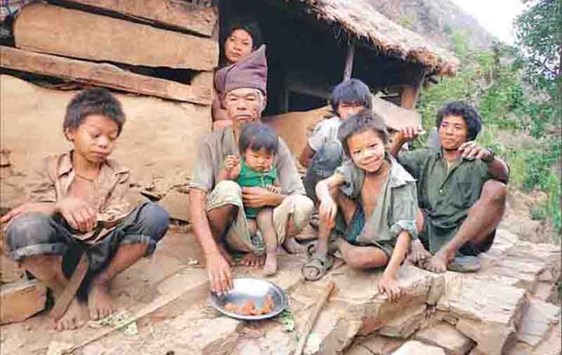 गरिबका नाममा कसले गर्यो मोज ?: लगानी भएको १९ अर्बको जवाफदेही कोही छैन 1 गरिबका नाममा कसले गर्यो मोज ?: लगानी भएको १९ अर्बको जवाफदेही कोही छैन