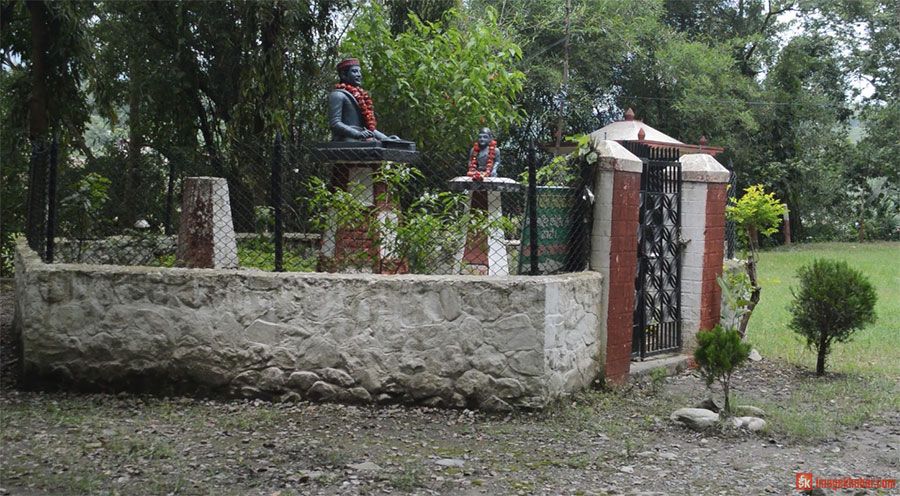 ओझेलमा घाँसीकुवा 1 bhanubhakta aacharya tanahun