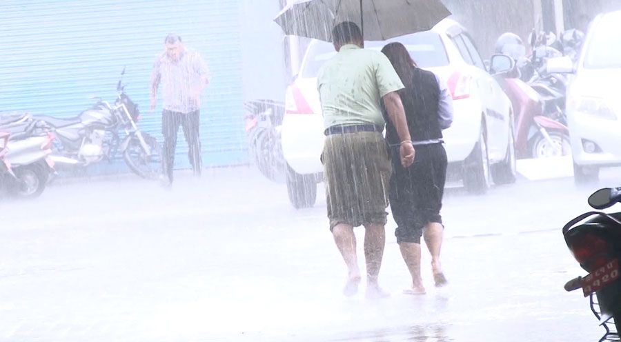 भारी वर्षाको सम्भावना 1 rain